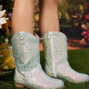 Lola + The Boys silver crystal cowgirl girls boots, size 5Y